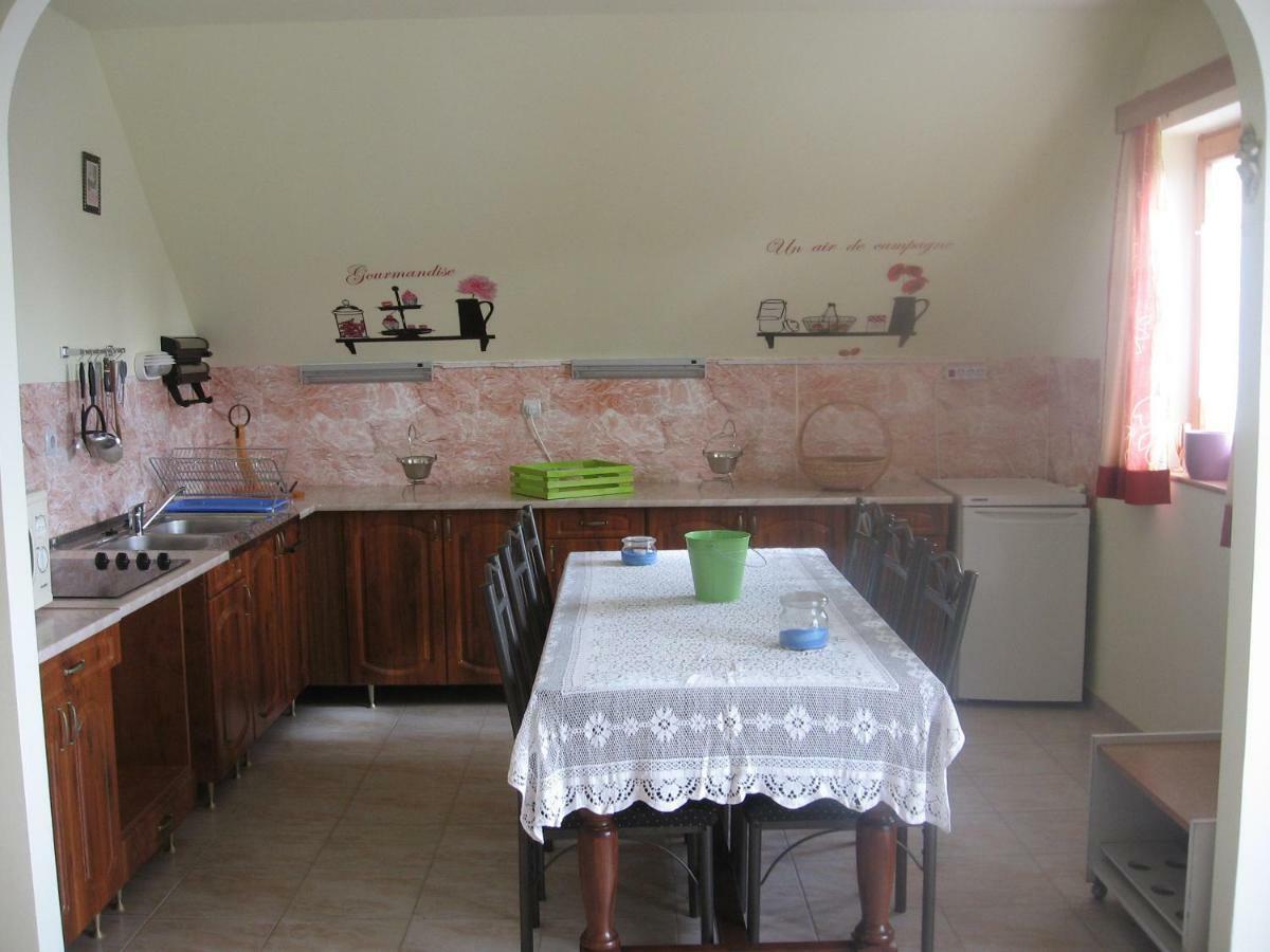 Bella Villa Балатонфенивес Екстериор снимка